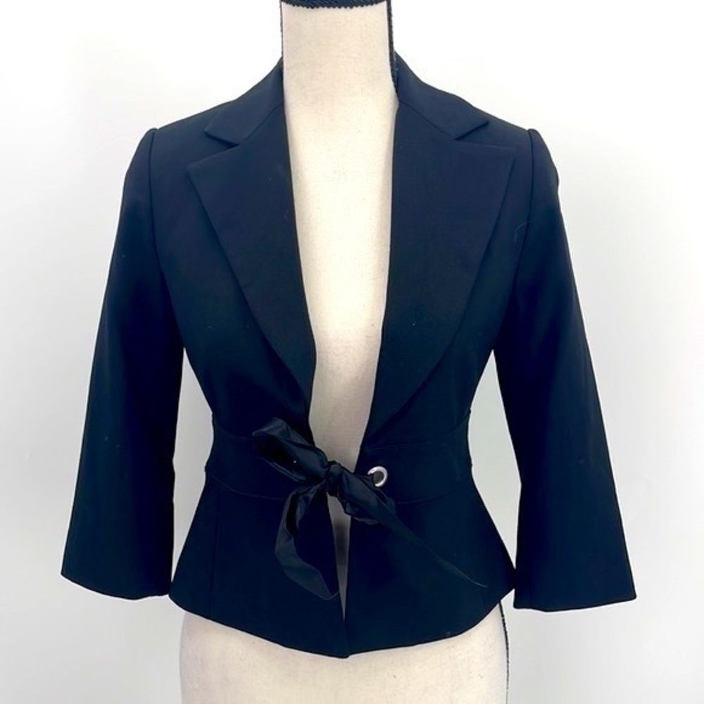 UEC Banana Republic black cropped blazer 3/4 sleeve ribbon closure 0 petite